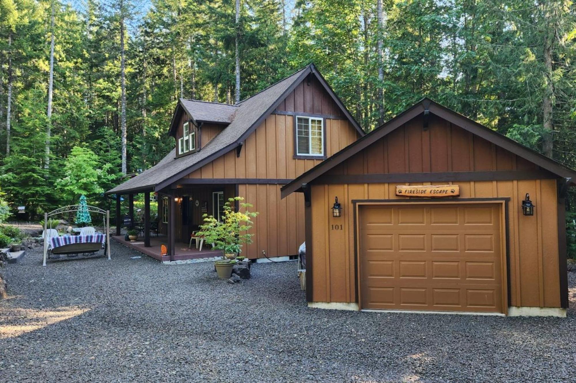 Fireside Escape At Lake Cushman Villa Hoodsport ภายนอก รูปภาพ